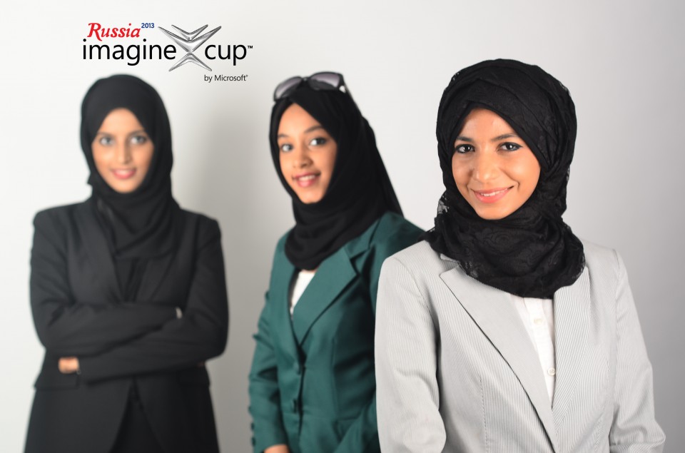 آسيا الجابري مروة الحبسي وصفاء المخيني متسابقات كآس التخيل