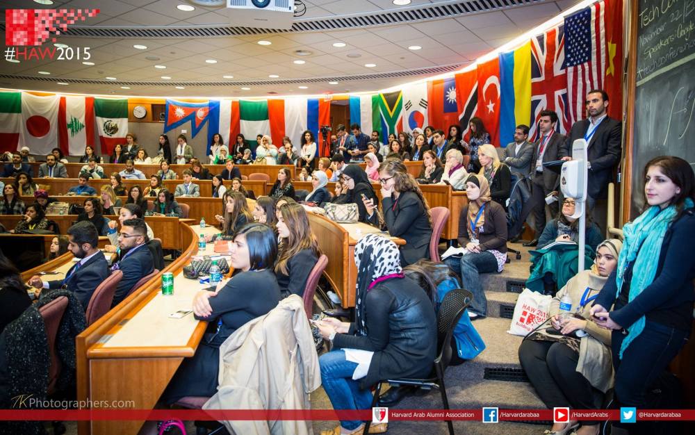 جمهور جلسة المرأة ودورها في الاقتصاد، مؤتمر هارفرد العرب 2015، كلية هارفرد لإدارة الأعمال منظمة الجلسة: يندي وهبي، مديرة الجلسة: عرين شحبري، المشتركات:ماجدة لبدي، مديرة الموارد البشرية في مجموعة شركات أدوية الحكمة، منى يحشوشي،مؤسسة ومديرة شركة فيداس وشركة اي.مكري في لبنان، وماري نزال بطاينة، رئيسة إدارة فندق لاندمارك في الأردن. Credits: TK Photographers